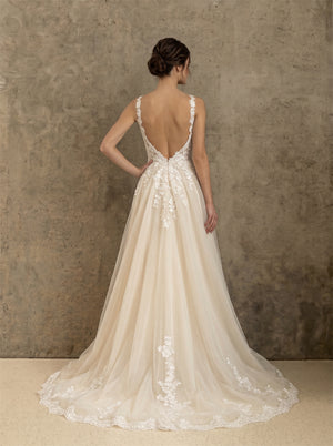 Halter Neck Lace Tulle Wedding Dress Sleeveless Low Back Floral Applique A Line Formal Bridal Dress