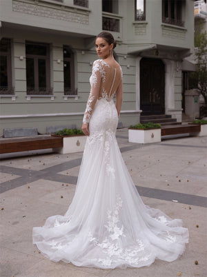 Long Sleeve Floral Lace Mermaid Wedding Dress Illusion Neck Illusion Back Button Tulle Bridal Gown
