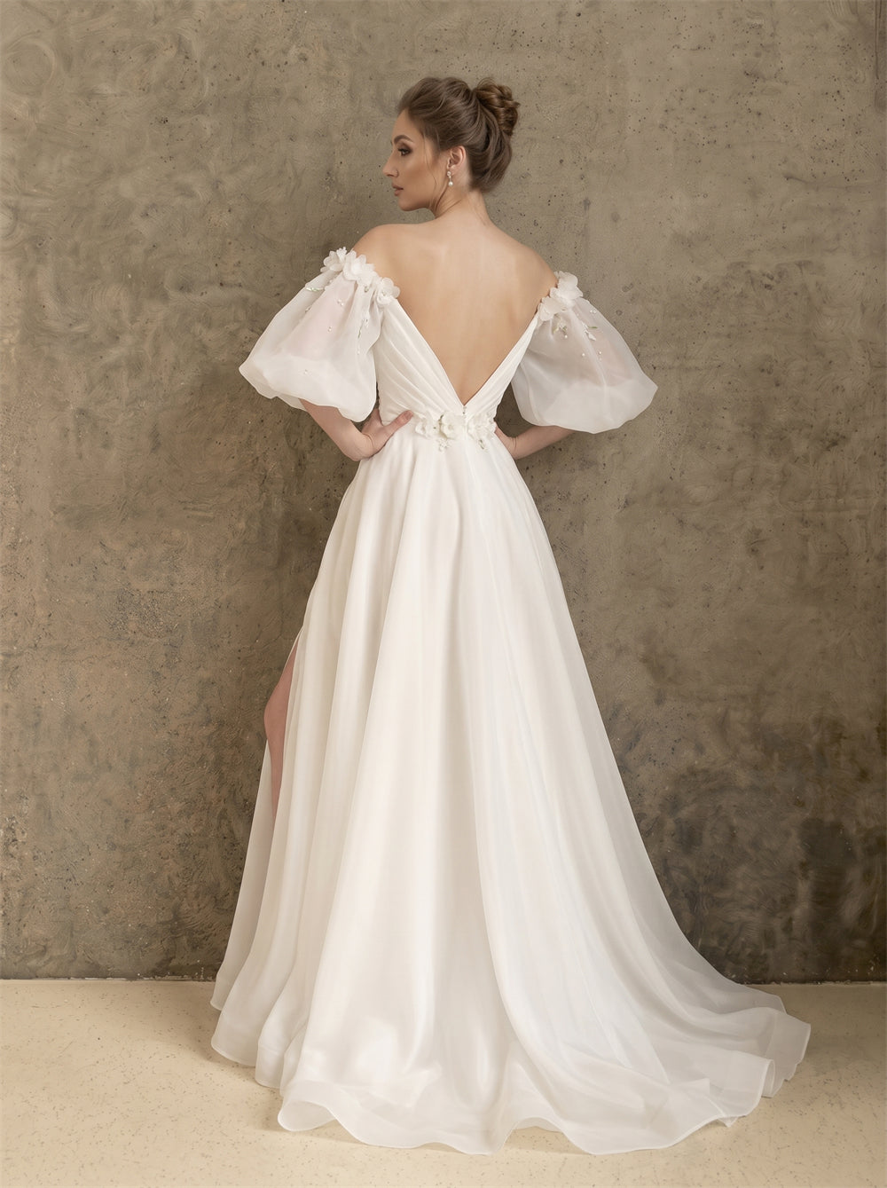 Off Shoulder Bubble Puff Sleeve 3D Floral Applique Soft Organza High Slit Wedding Dress Bridal Dress