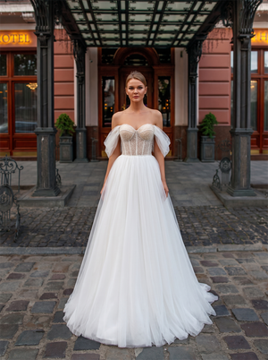 Off The Shoulder Detachable Tulle Bow Sleeves Pearl Beaded Corset Tulle Ball Gown Wedding Dress Bridal Gown