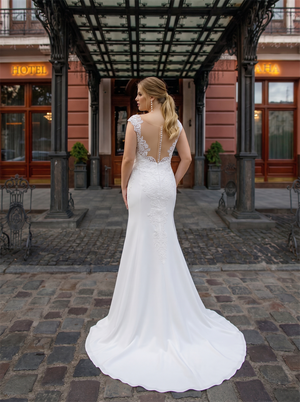 Illusion Cap Sleeve Lace Mermaid Wedding Dress Sheer V Back Covered Button Plus Size Bridal Gown