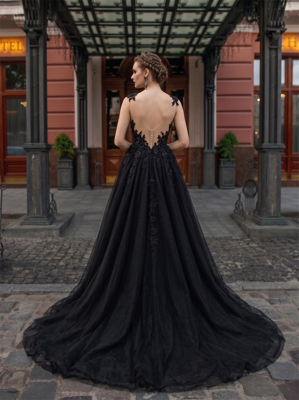 Sleeveless Illusion Neck Black Lace Tulle Wedding Dress High Thigh Slit Sheer V Back Gothic Bridal Gown
