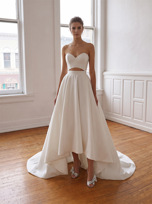 Two Piece Sweetheart Crop Top Satin Wedding Dress Strapless Cutout Waist High Low Skirt Vertical Ball Gown Bridal Gown