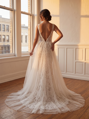 Sleeveless V Neck Full Lace Mermaid Wedding Dress Detachable Oversized Tulle Overlay Two Piece Bridal Gown
