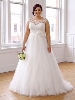 Plus Size Illusion Boat Neck Lace Tulle Ball Gown Wedding Dress Detachable Floral Waist Flower Big Satin Bow Back Curvy Bridal Gown