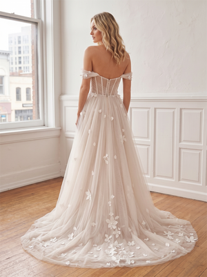 Off The Shoulder Ruched Tulle A Line Wedding Dress 3D Floral Appliques Corset Back Champagne Lining Soft Bridal Gown