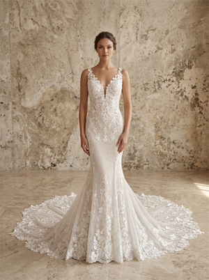 Deep V Sleeveless Floral Lace Mermaid Wedding Dress Low Open Back Wide Scalloped Cathedral Train Bridal Dress