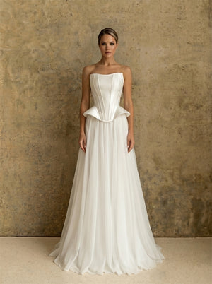 Strapless Structured Peplum Satin Corset Chiffon A Line Wedding Dress Lace Up Back Minimalist Elegant Bridal Dress