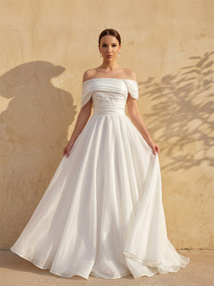 Strapless Sweetheart Ruched Bodice 3D Floral Tulle A Line Wedding Dress Romantic Voluminous Bridal Dress