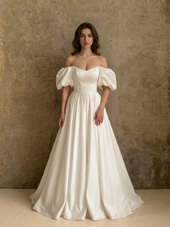 Off Shoulder Sweetheart Puff Short Sleeve Satin Wedding Dress Corset Lace Up Back Voluminous A Line Long Train Classic Bridal Dress