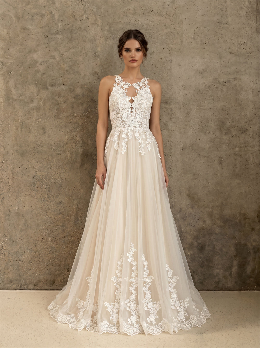 Halter Neck Lace Tulle Wedding Dress Sleeveless Low Back Floral Applique A Line Formal Bridal Dress