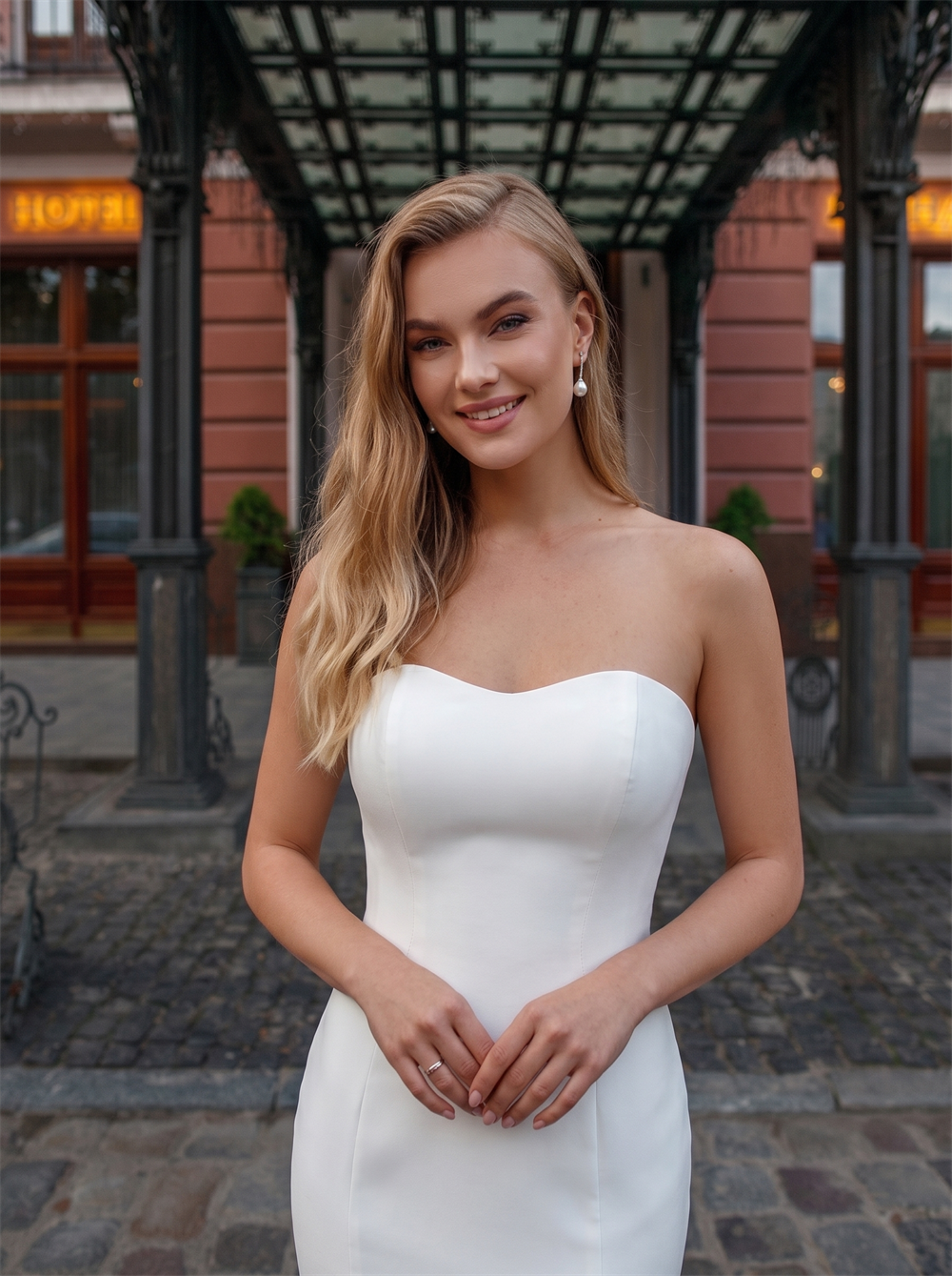 Strapless Sweetheart Matte Satin Mermaid Wedding Dress Low Back Vertical Bridal Gown