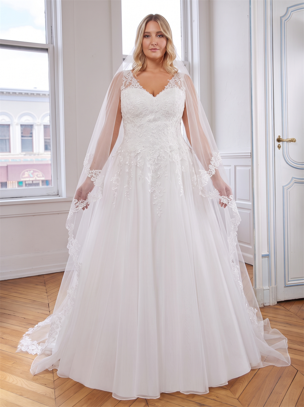 Plus Size Lace Spaghetti Strap Tulle Wedding Dress With Matching Lace Veil Corset Back Ball Gown