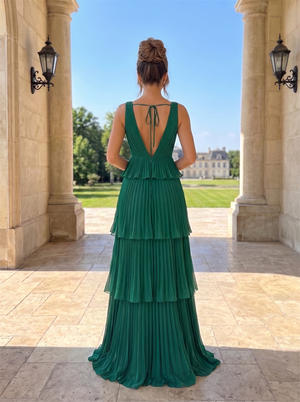 Sleeveless Deep V Pleated Tiered Chiffon Bridesmaid Dress Back Tie String Zipper Floor Length Emerald Green Formal Wedding Guest Evening Gown
