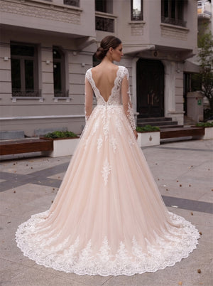 Long Sleeve V Neck Lace Champagne Tulle Wedding Dress Low V Back Ball Gowns Bridal Gown