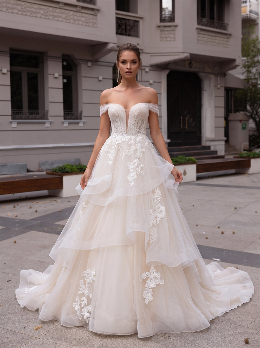Off Shoulder Ruffle Layered Tulle Wedding Dress Floral Lace Applique V Back Pearl Button A Line Train Bridal Dress