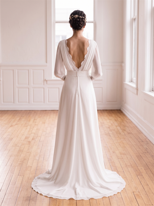 Sleeveless Boat Neck Crepe Mermaid Wedding Dress Floral Lace Illusion Low Back Cathedral Train Fit And Flare Bridal Gown