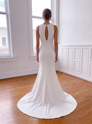 Sleeveless Deep V Crepe Mermaid Wedding Dress Oversized Side Bow Keyhole Cutout Back Bridal Gown