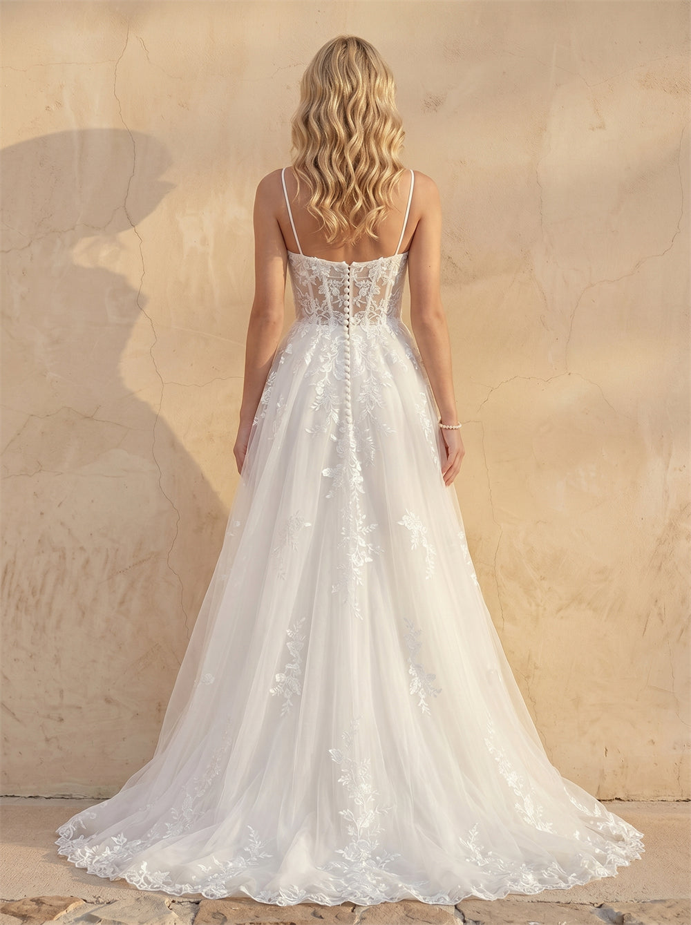 Thin Spaghetti Strap Sweetheart Corset Lace Tulle A Line Wedding Dress Romantic Floral Appliques Bridal Dress