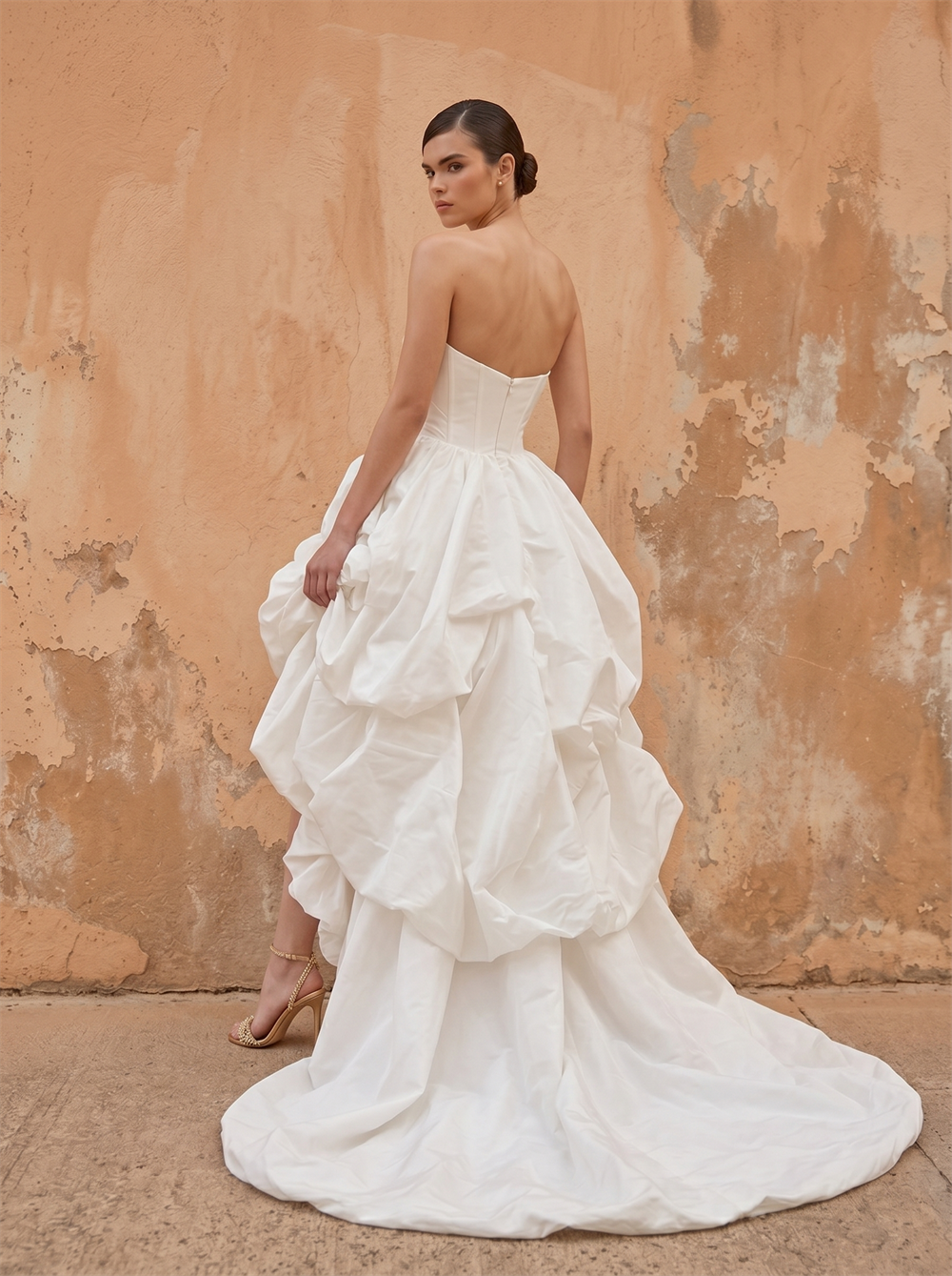One Shoulder 3D Floral Satin Wedding Dress High Low Ruffled Skirt With High Slit Chapel Train