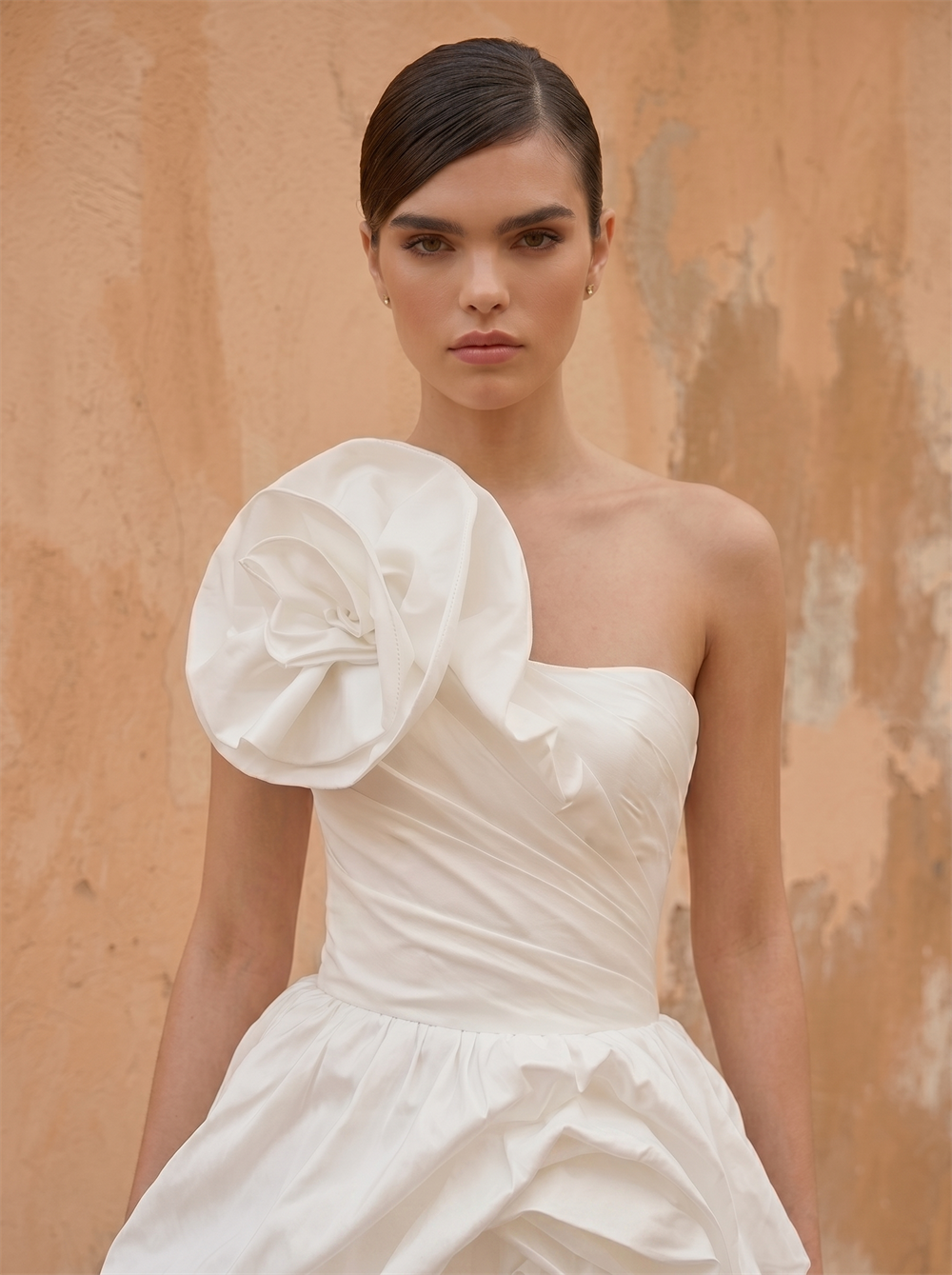 One Shoulder 3D Floral Satin Wedding Dress High Low Ruffled Skirt With High Slit Chapel Train