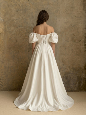 Off Shoulder Sweetheart Puff Short Sleeve Satin Wedding Dress Corset Lace Up Back Voluminous A Line Long Train Classic Bridal Dress