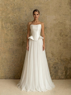 Strapless Structured Peplum Satin Corset Chiffon A Line Wedding Dress Lace Up Back Minimalist Elegant Bridal Dress