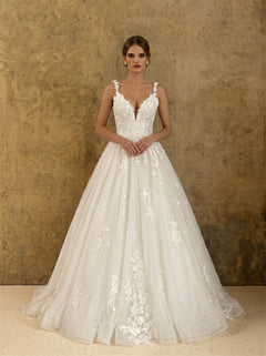 Plunging V Neck 3D Floral Lace Glitter Tulle Ball Gown Wedding Dress Deep V Low Back Button Closure Princess Bridal Dress